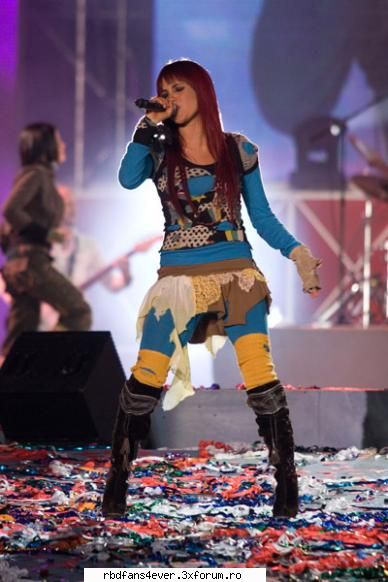 -Tinuta Zilei- - baby_blue_mary - DULCE MARIA