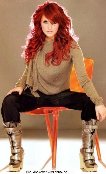 -Tinuta Zilei- - iri_4ever_rbd - DULCE MARIA